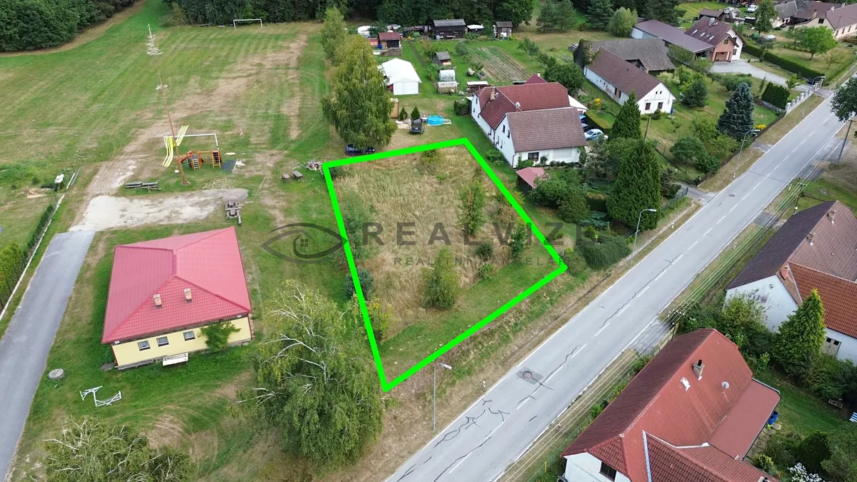 Prodej stavebního pozemku 886 m²